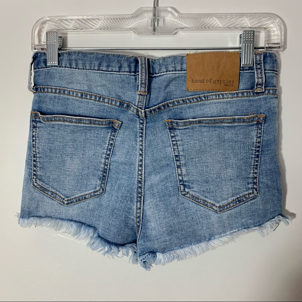 Band of Gypsies Zoey Frayed Hem Button Fly Distressed Shorts Size 25 - Picture 12 of 12